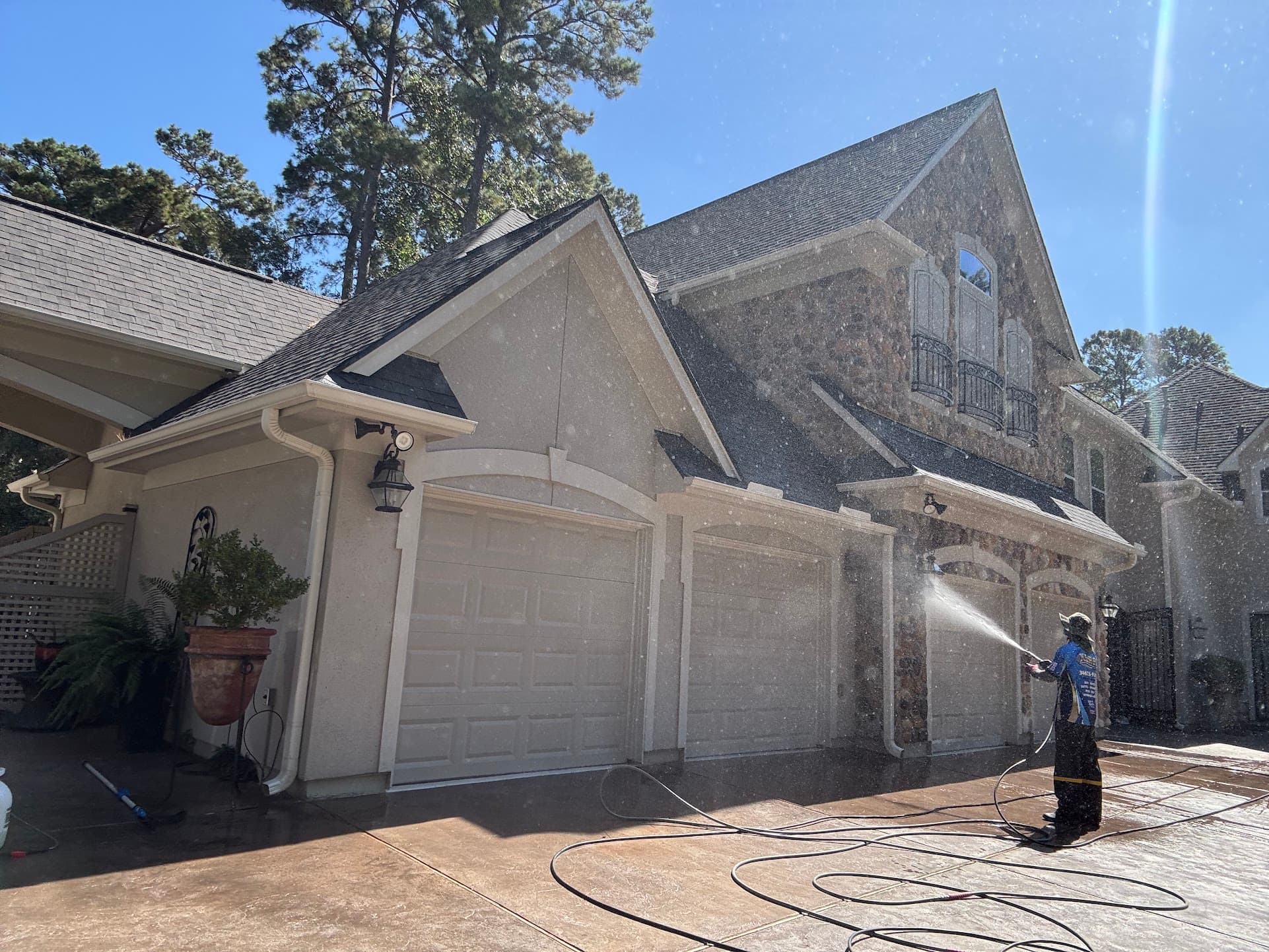 House Washing - Stucco & Brick Transformation