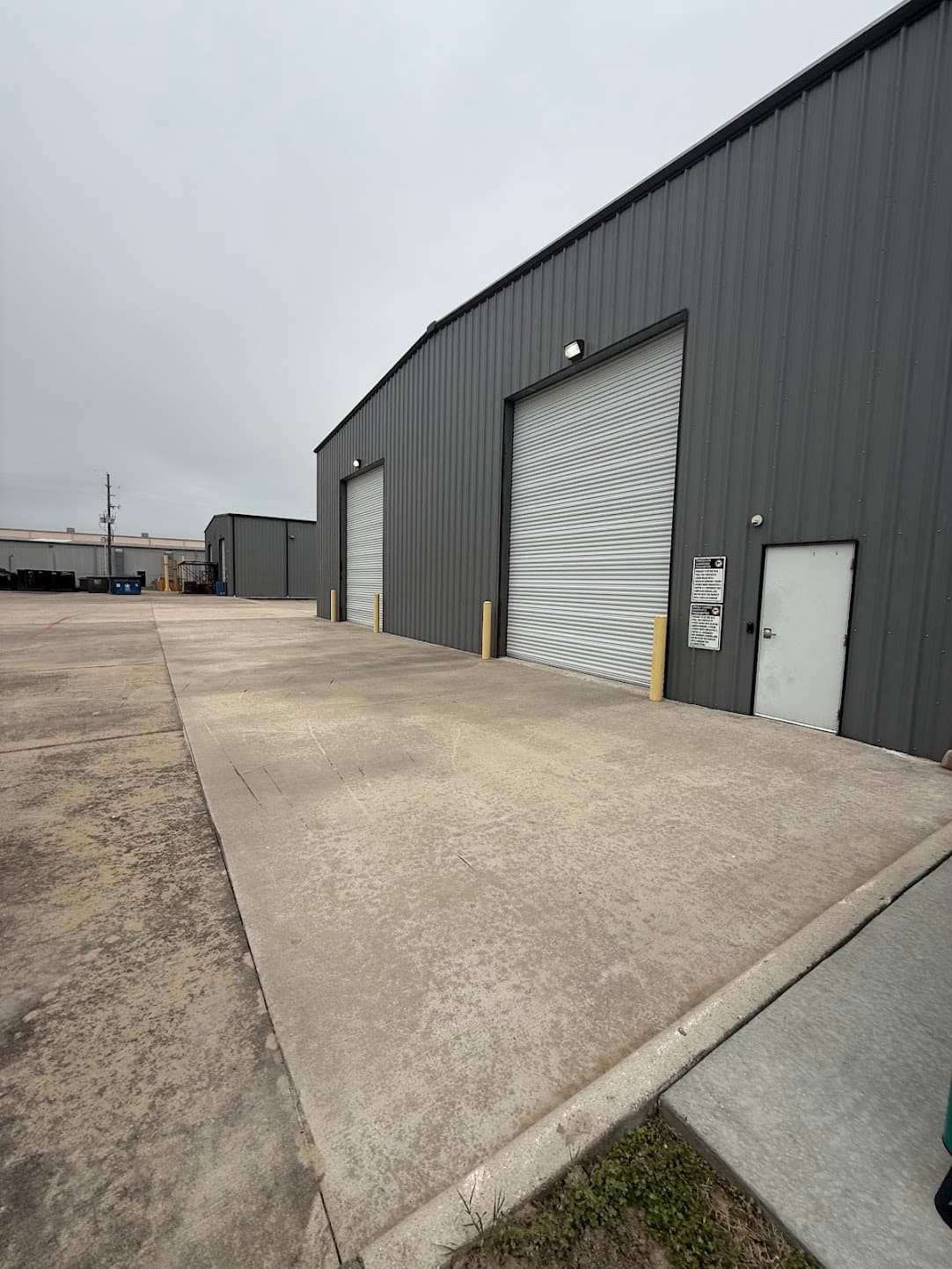 Commercial Warehouse Building Loading Dock Northwest Houston