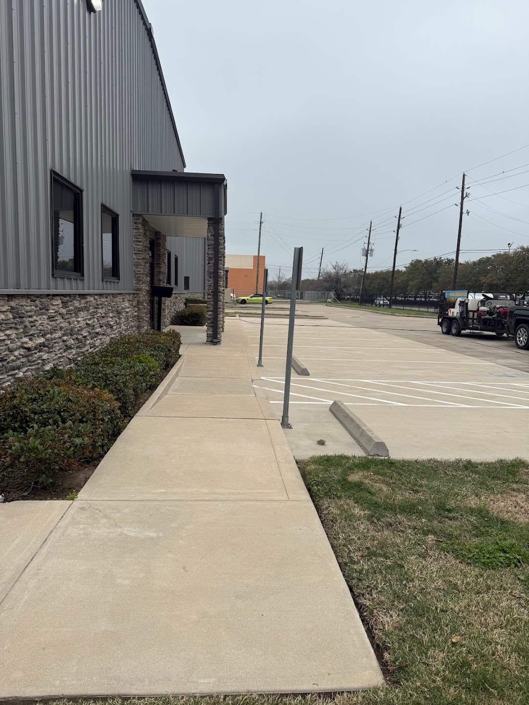 Parking Lot Cleaning - Commercial Property