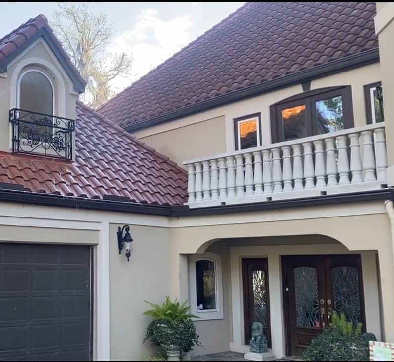 Red Tile Roof Cleaning in Memorial