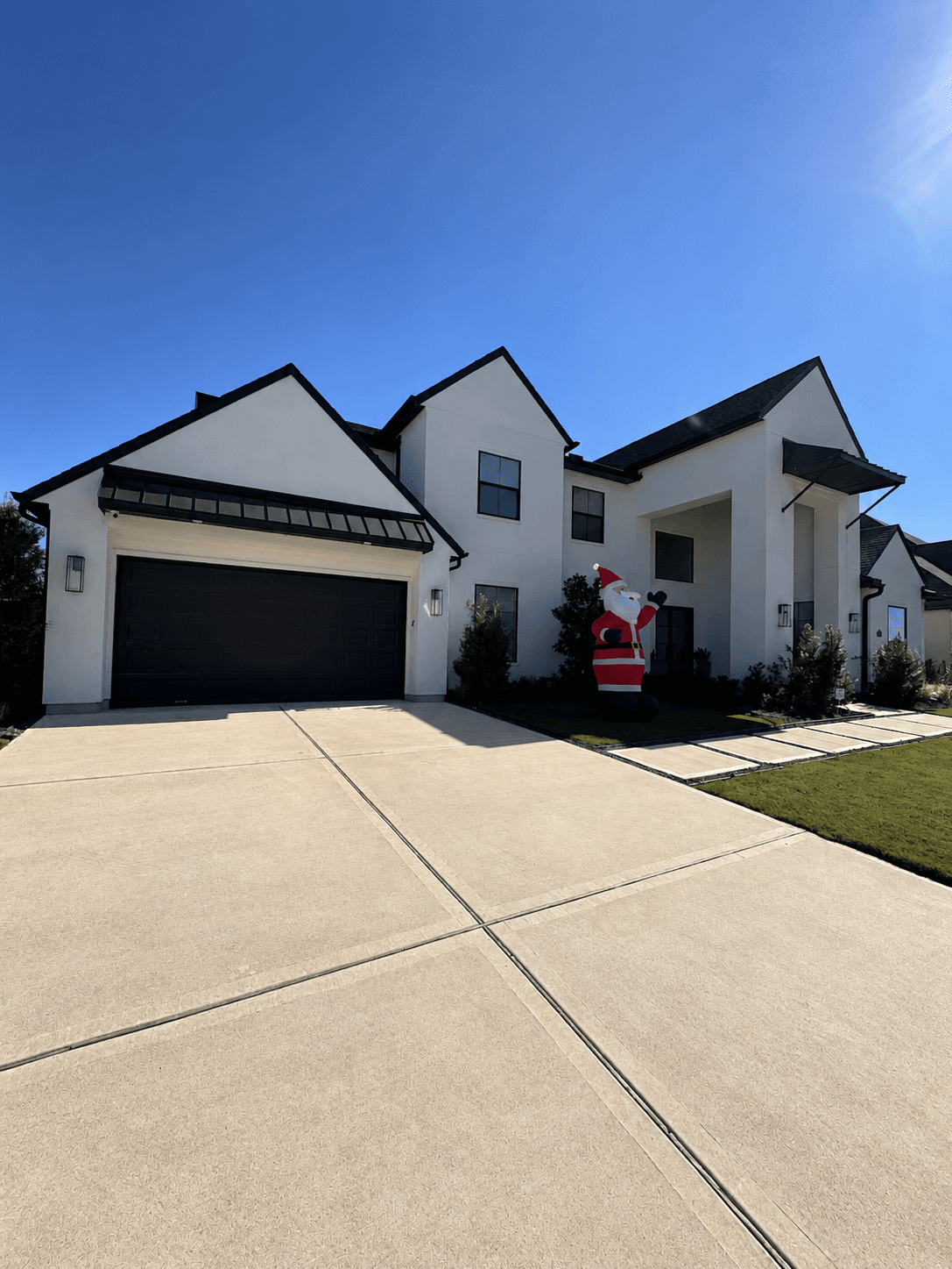 Residential Driveway & Exterior Cleaning